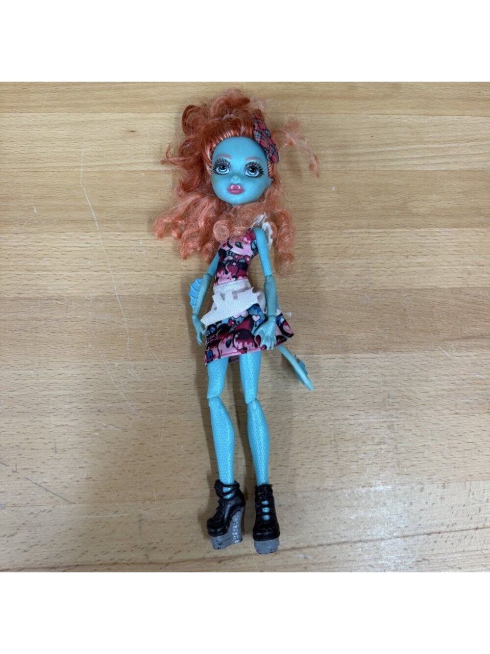 Monster High Doll Lorna McNessie Student Exchange Mattel 2014 *READ*